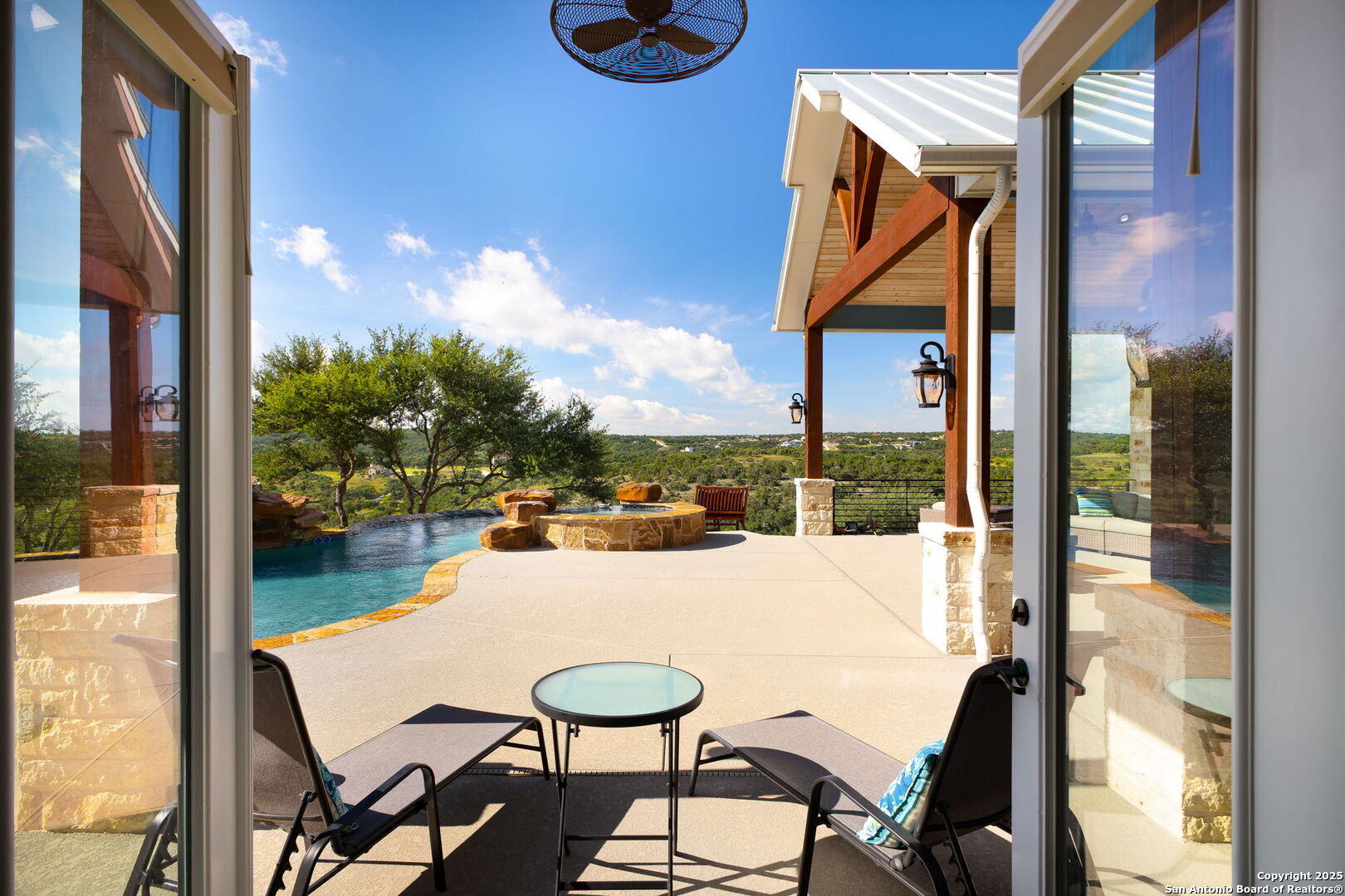 1023 Comanche Ridge New Braunfels TX 78132