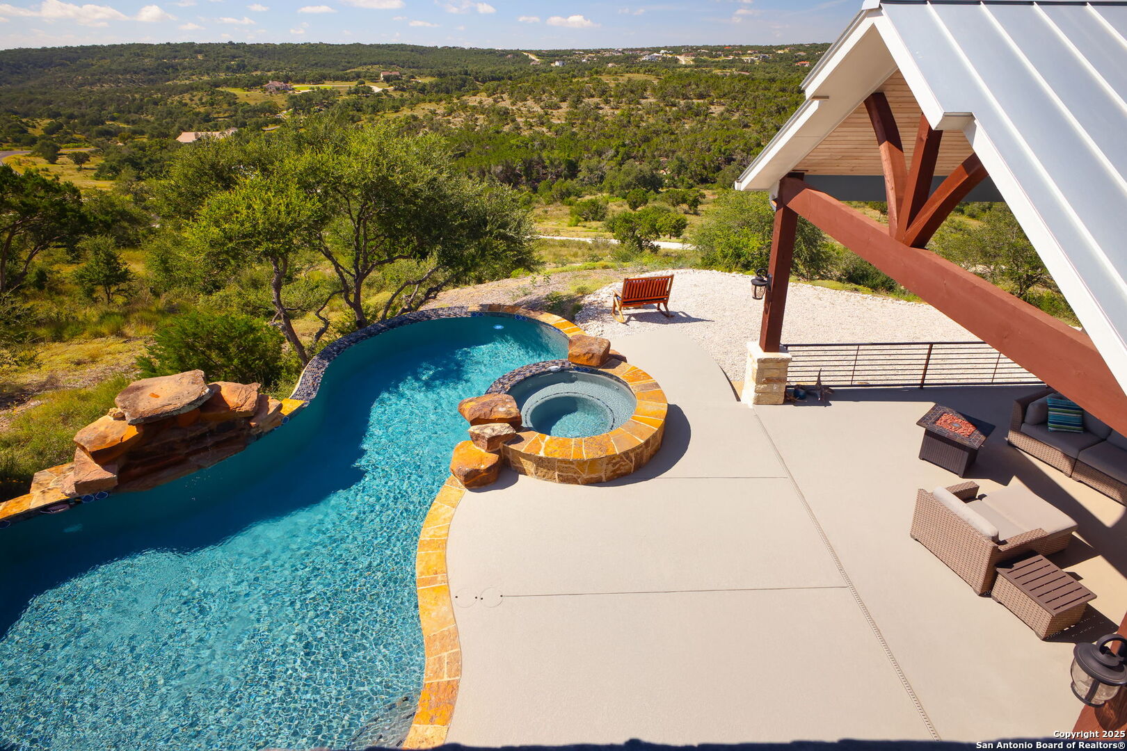 1023 Comanche Ridge New Braunfels TX 78132