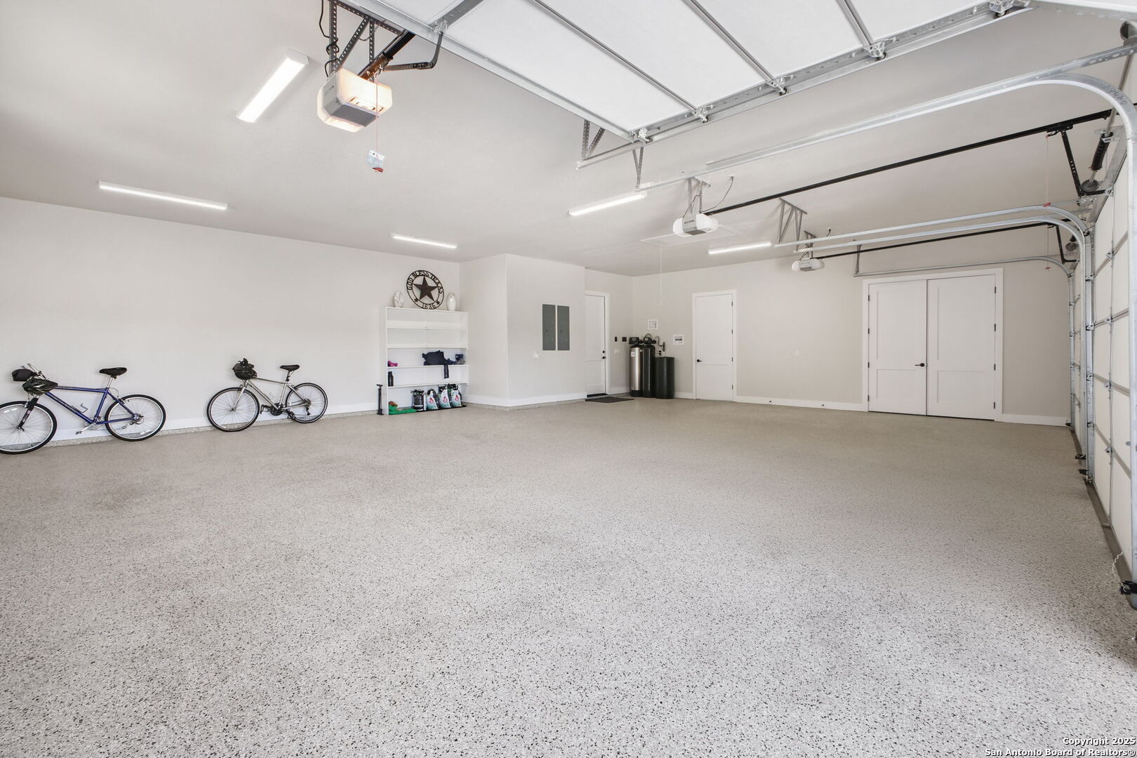 1023 Comanche Ridge New Braunfels TX 78132