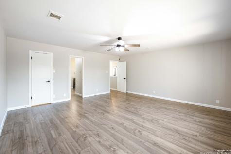 13130 Woller Valley San Antonio TX 78249