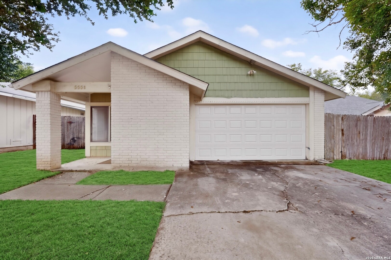 5558 Kissing Oak San Antonio TX 78247