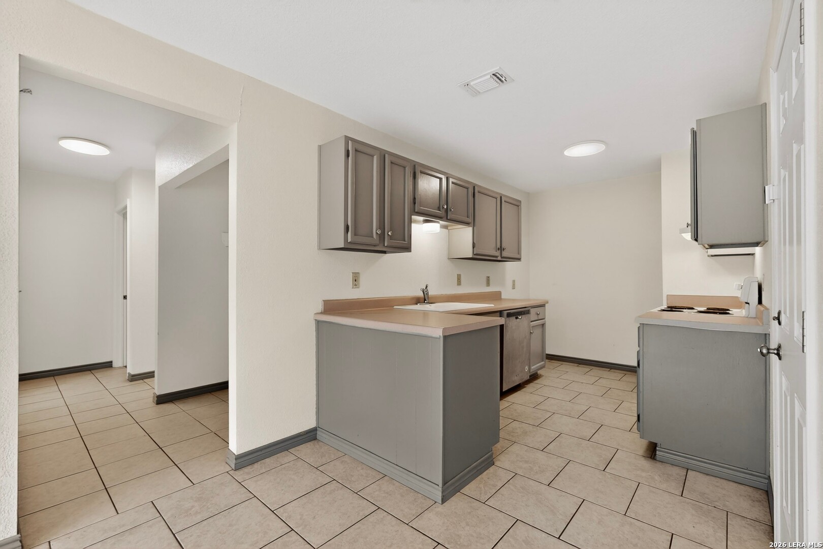 5558 Kissing Oak San Antonio TX 78247