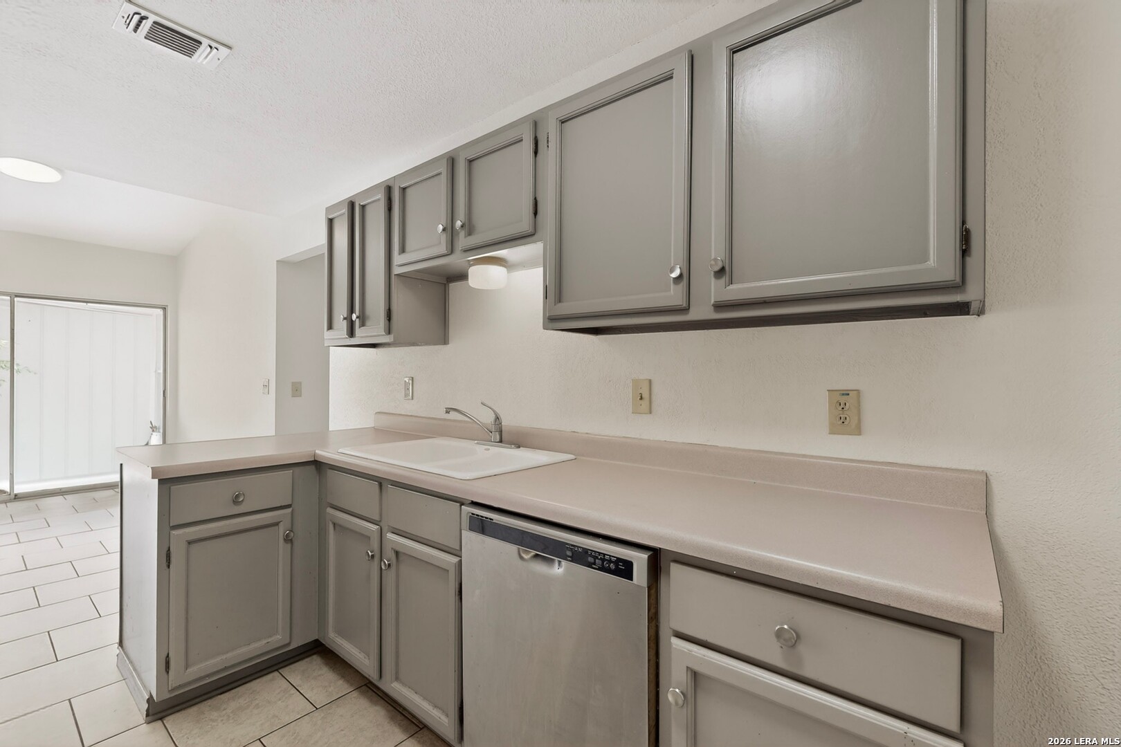 5558 Kissing Oak San Antonio TX 78247