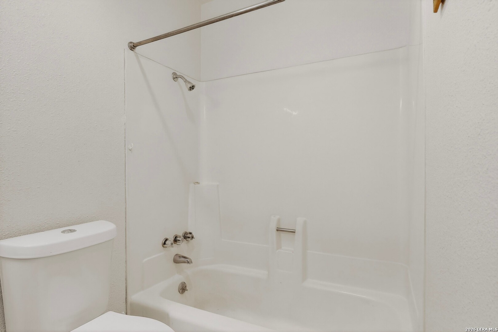 5558 Kissing Oak San Antonio TX 78247