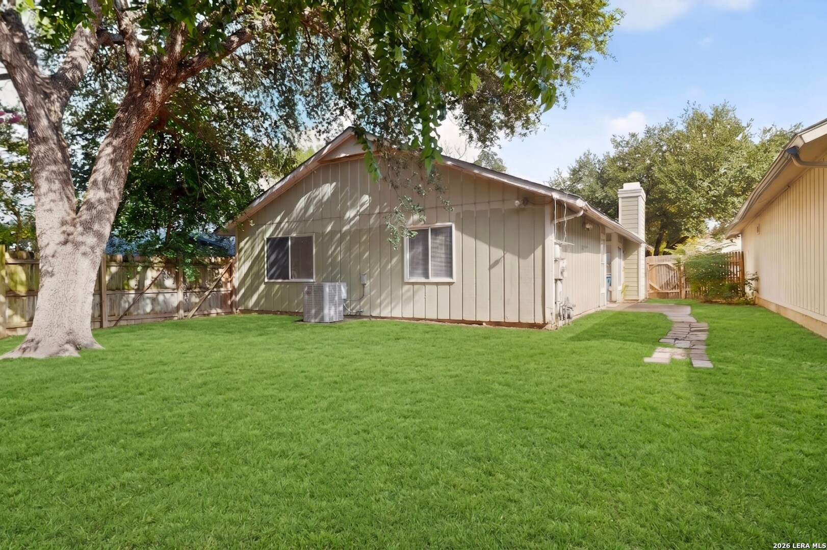 5558 Kissing Oak San Antonio TX 78247