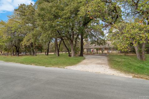 304 Hickory Trail Drive La Vernia TX 78121