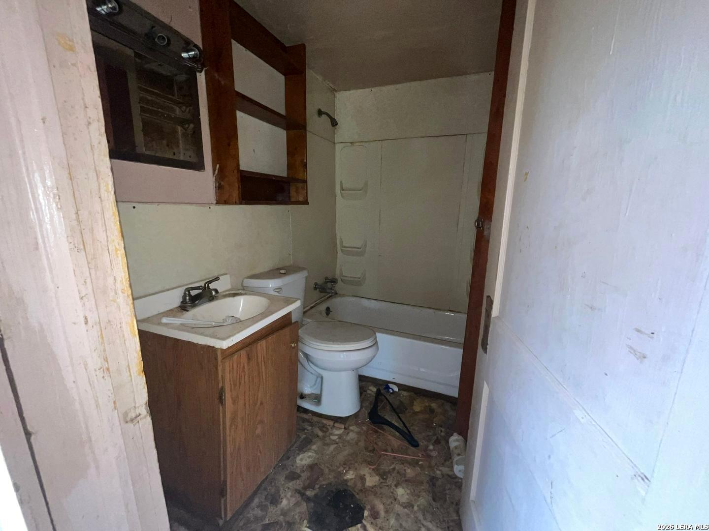 465 Peach Street Leming TX 78050