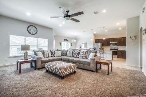 156 Lark Hill Road Floresville TX 78114