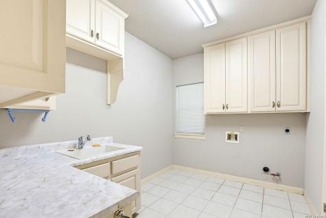 136 Westcourt Lane San Antonio TX 78257