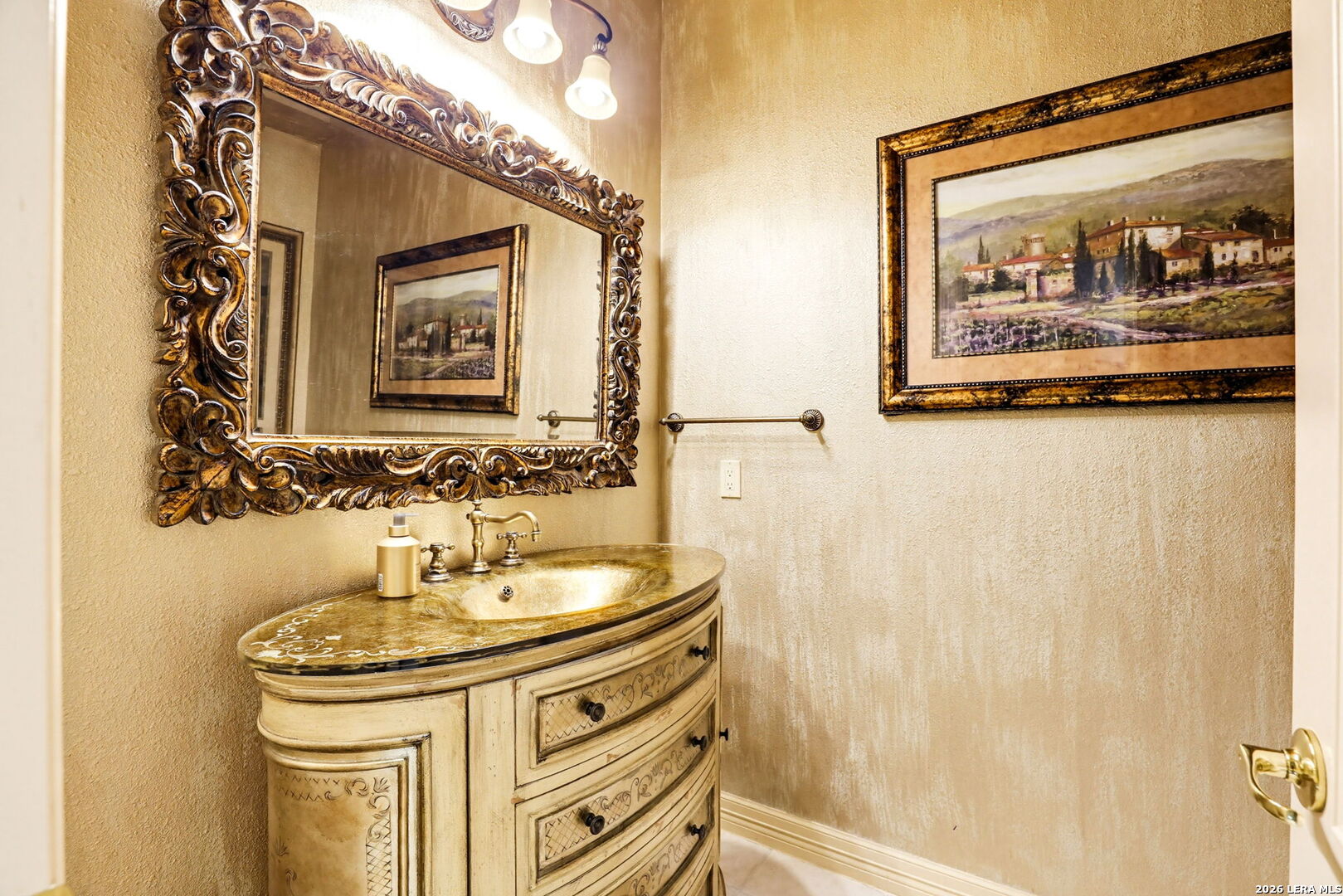136 Westcourt Lane San Antonio TX 78257