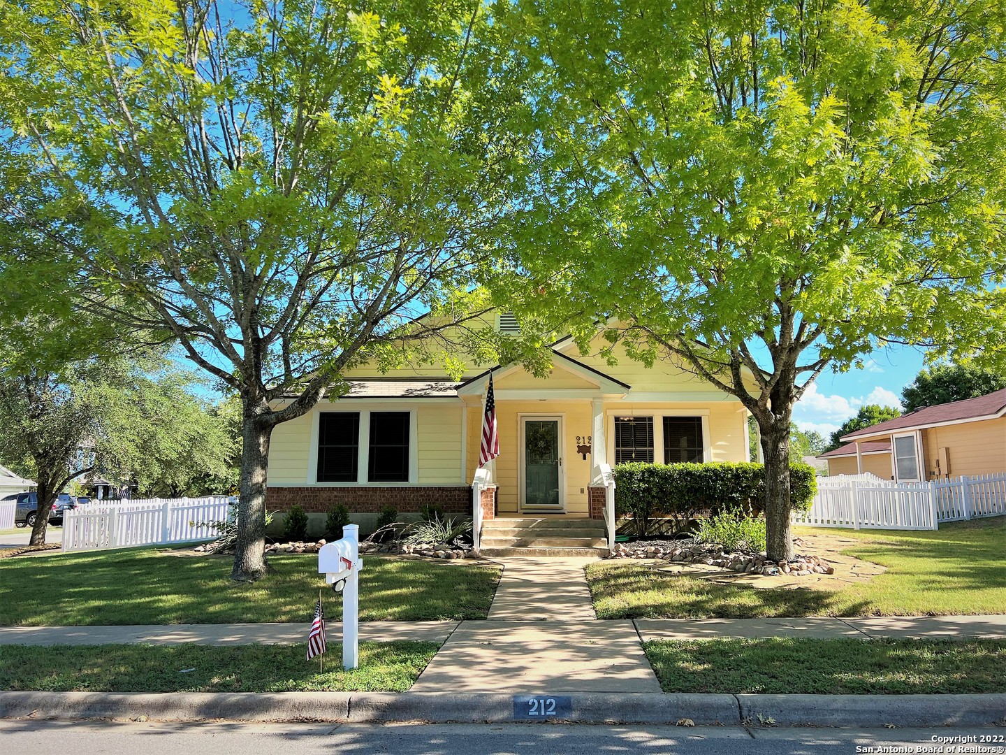 212 Wetzel Kyle TX 78640