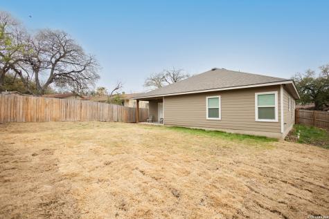 2215 Lake Louise San Antonio TX 78228