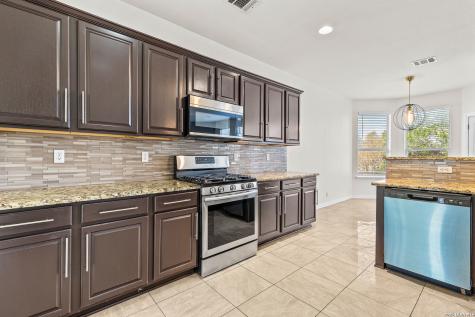 1223 Knights Cross San Antonio TX 78258