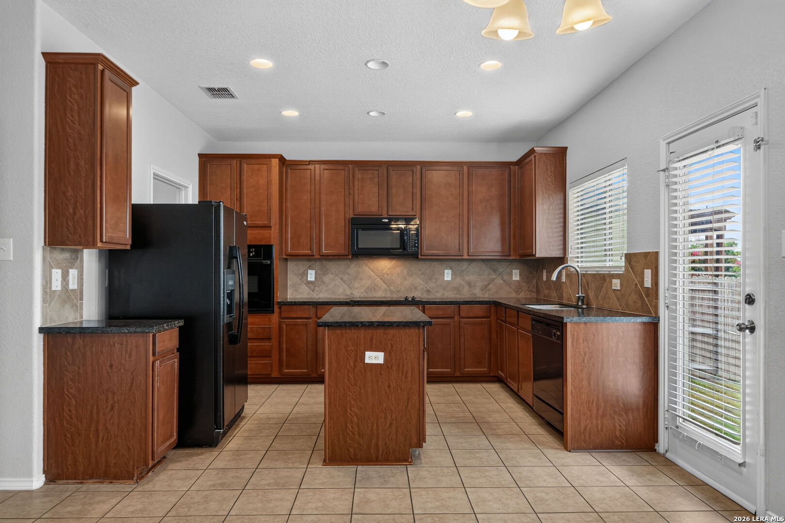 25131 Terlingua Bend San Antonio TX 78261