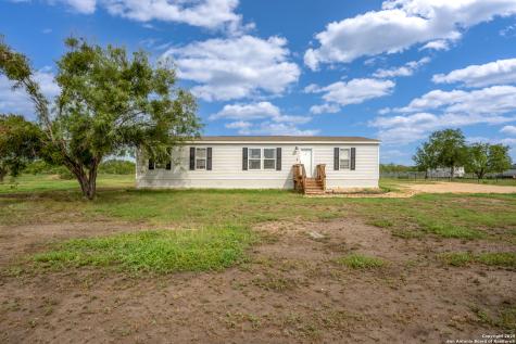 16486 Fm 775 Floresville TX 78114