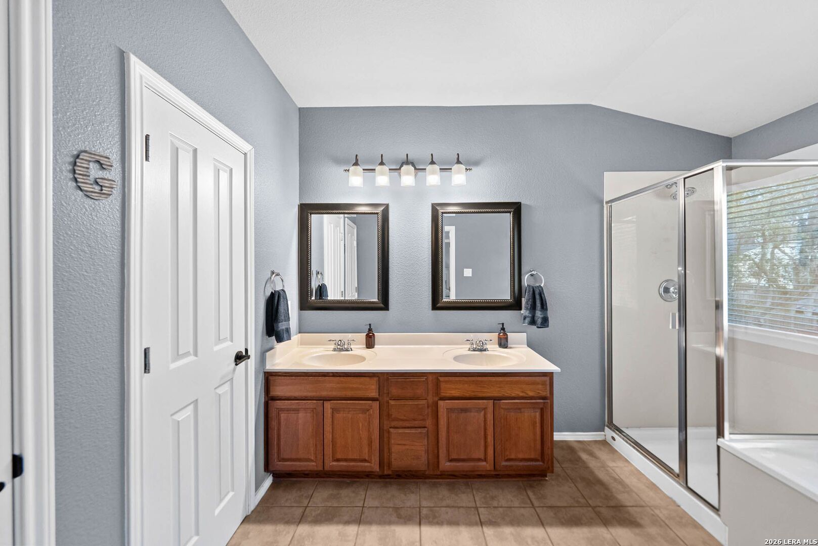 3707 Cotoneaster San Antonio TX 78261