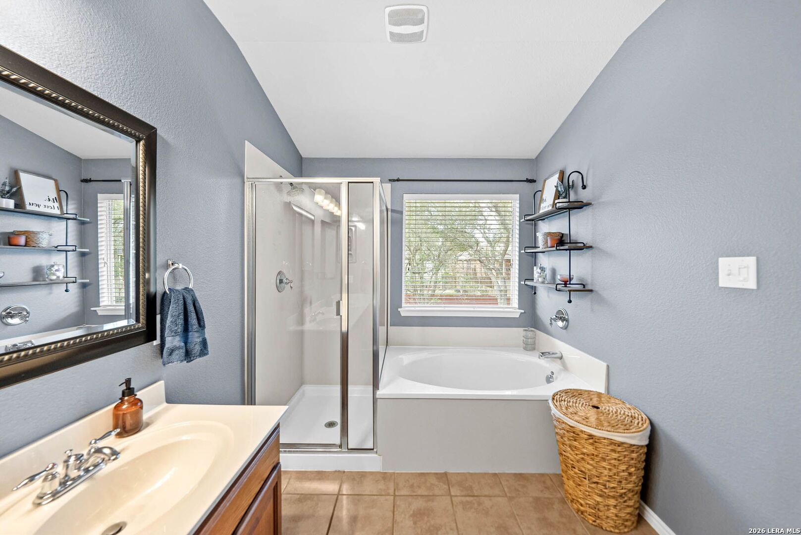 3707 Cotoneaster San Antonio TX 78261