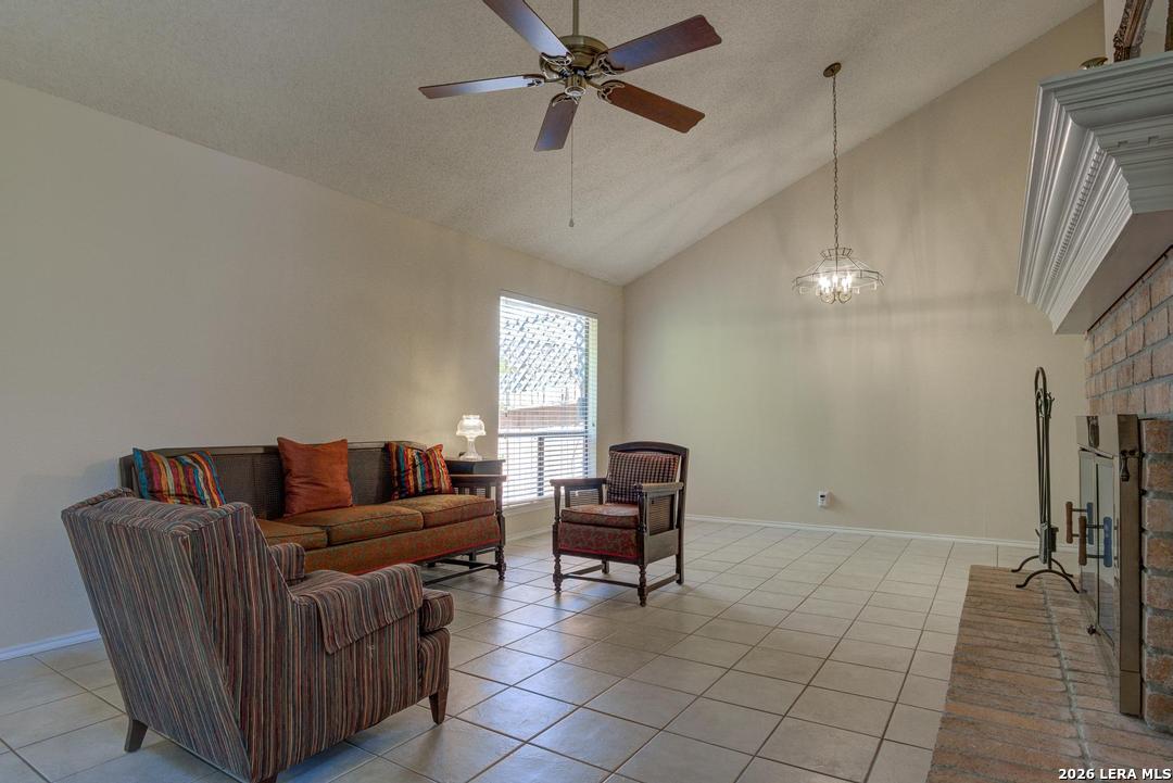 2902 Spring Bend Street San Antonio TX 78209