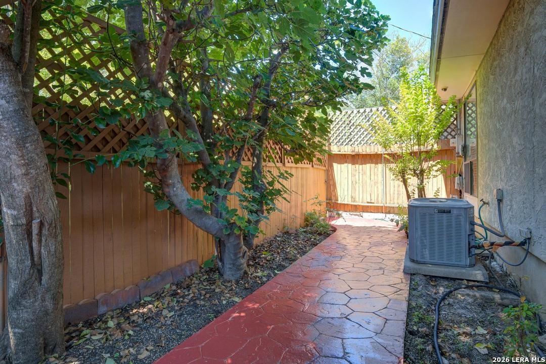 2902 Spring Bend Street San Antonio TX 78209
