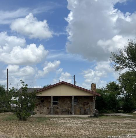 3511 Highway 85 Carrizo Springs TX 78834