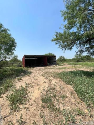 3511 Highway 85 Carrizo Springs TX 78834