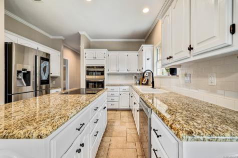 15602 Rose Crest San Antonio TX 78248