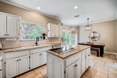 15602 Rose Crest San Antonio TX 78248