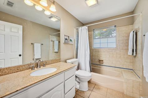 15602 Rose Crest San Antonio TX 78248
