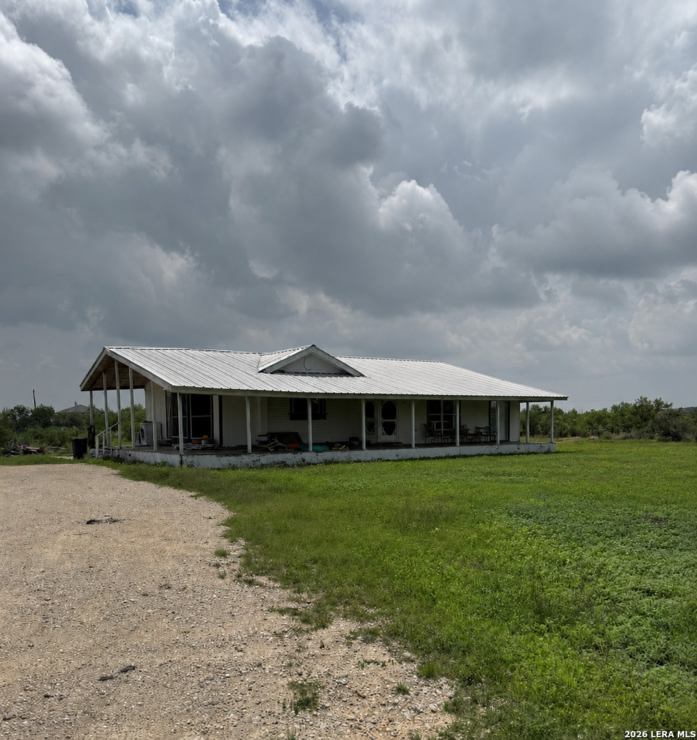 3030 County Road 4516 Hondo TX 78861