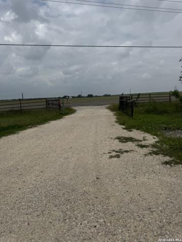 3030 County Road 4516 Hondo TX 78861