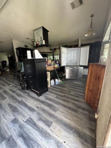 3030 County Road 4516 Hondo TX 78861