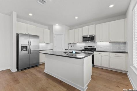 516 Salamander San Marcos TX 78666
