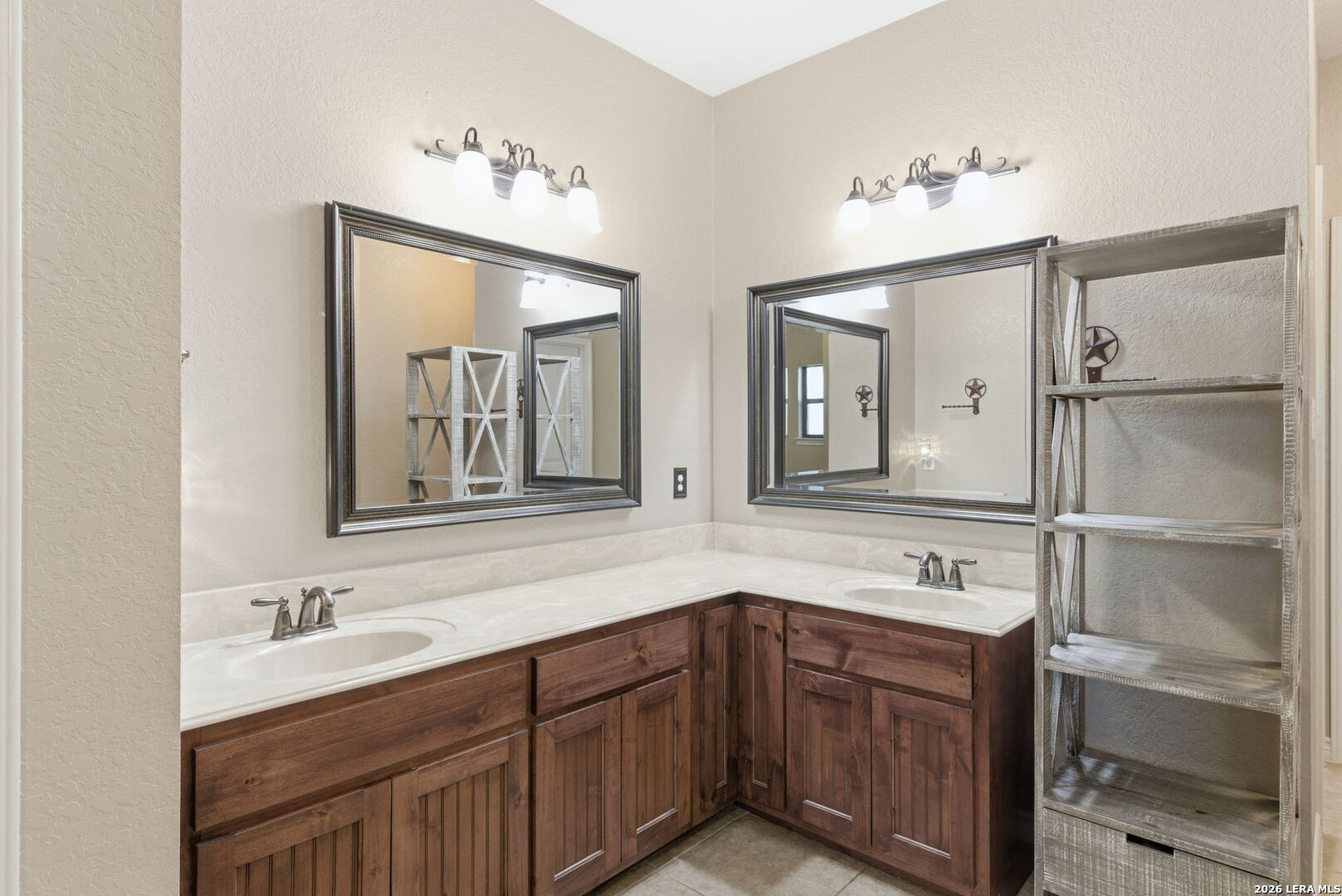 3036 State Highway 97w Floresville TX 78114