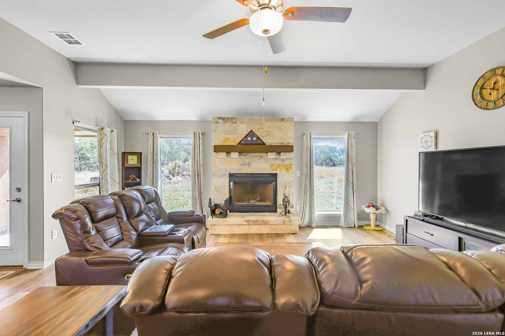 4317 County Road 251 Hondo TX 78861