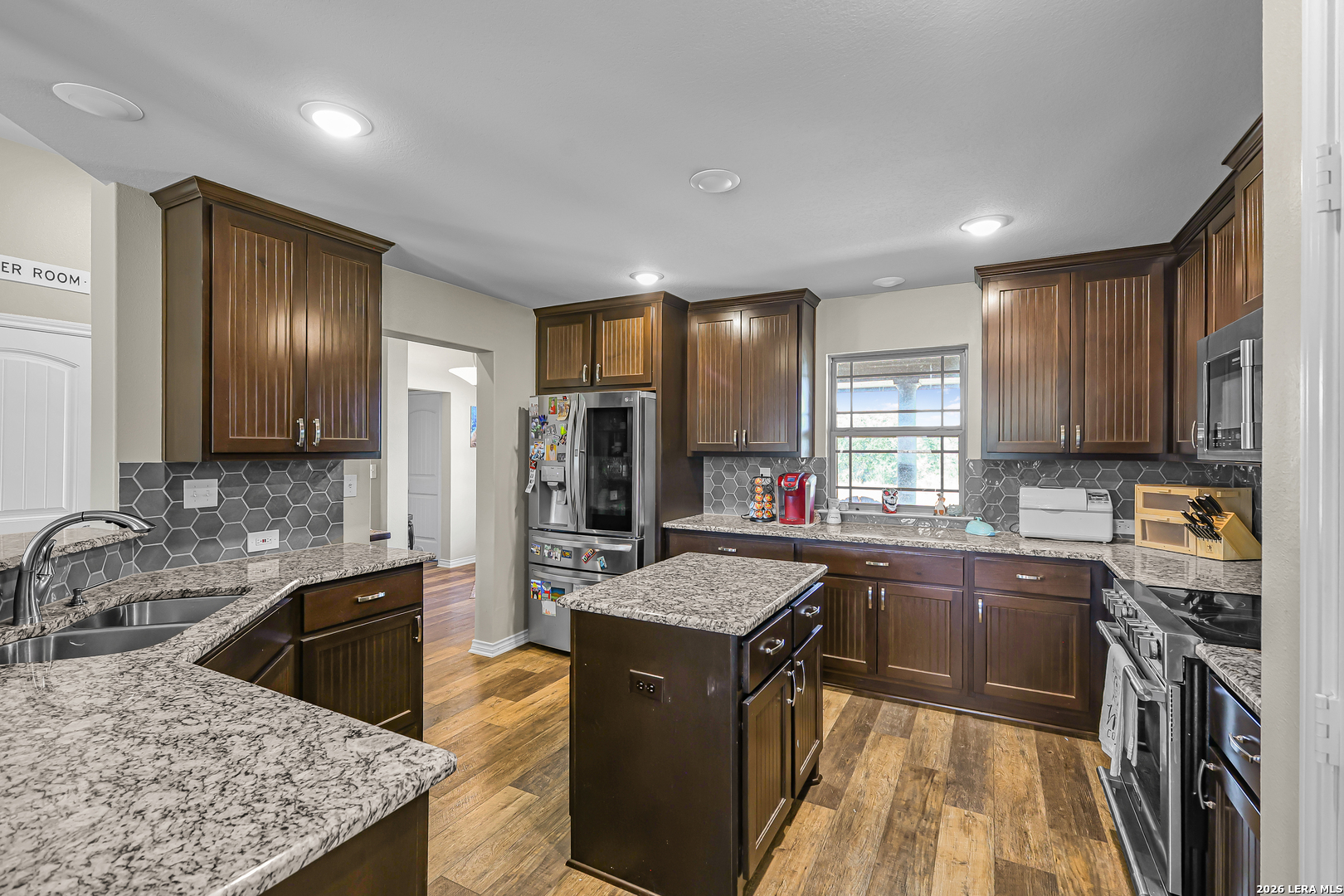 4317 County Road 251 Hondo TX 78861