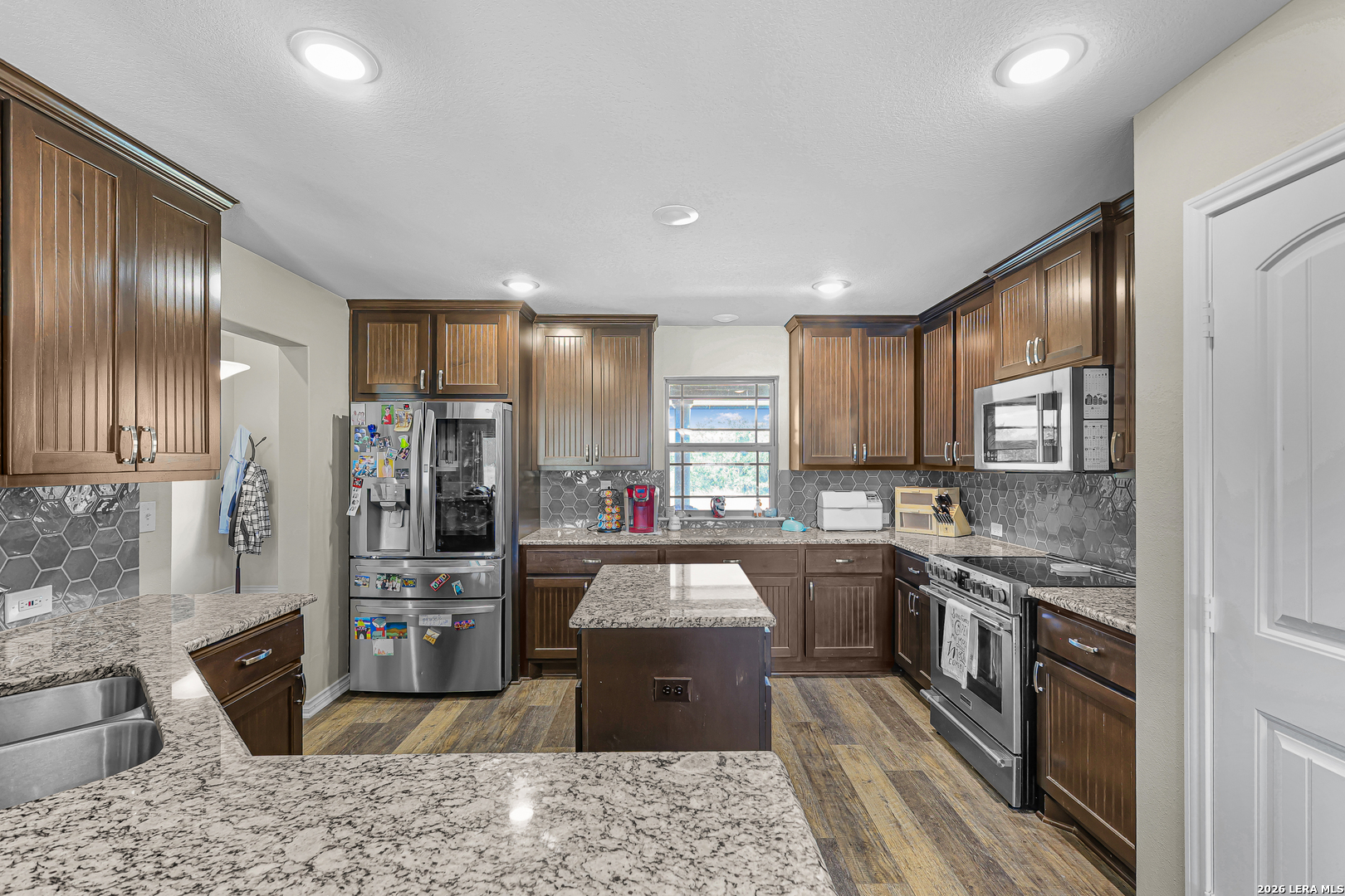 4317 County Road 251 Hondo TX 78861