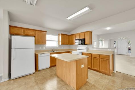 3939 Nuttall Oak San Antonio TX 78223