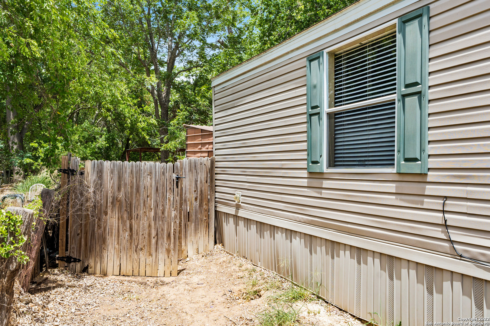 311 N Reed Street Pleasanton TX 78064