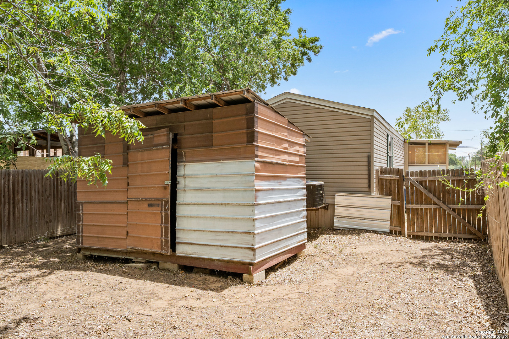 311 N Reed Street Pleasanton TX 78064