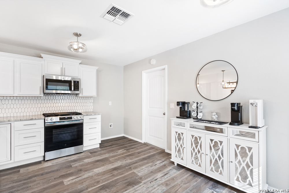 5582 Kissing Oak Street San Antonio TX 78247