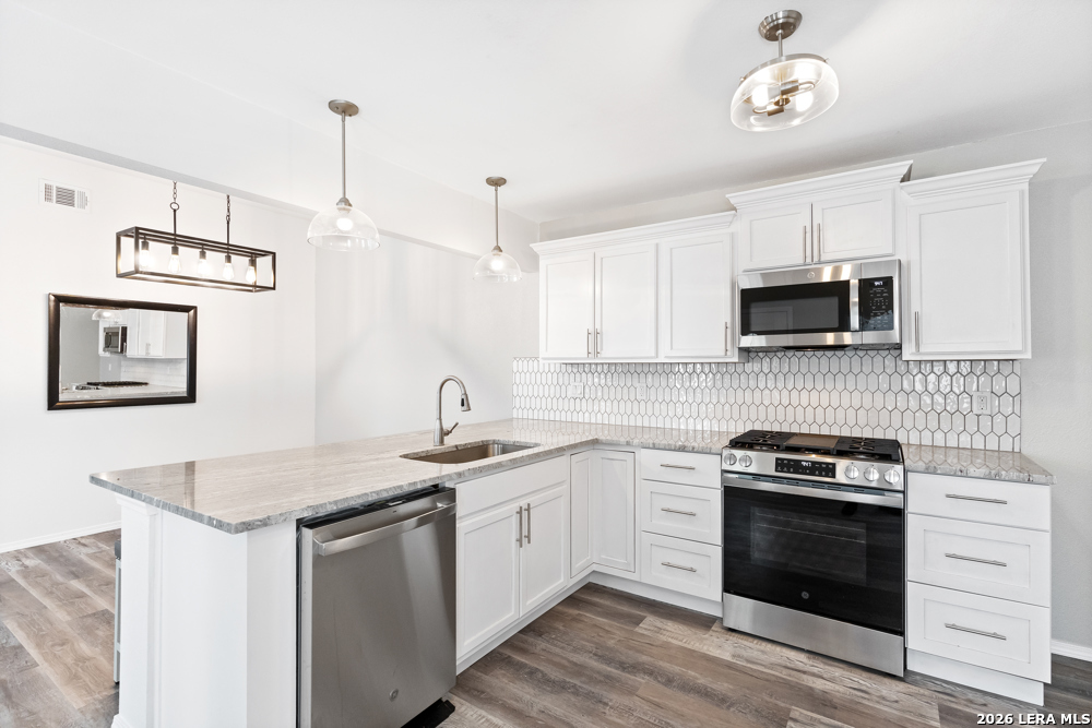 5582 Kissing Oak Street San Antonio TX 78247