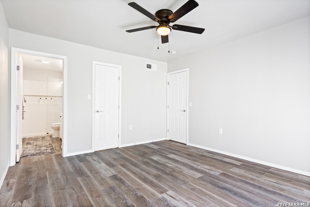5582 Kissing Oak Street San Antonio TX 78247