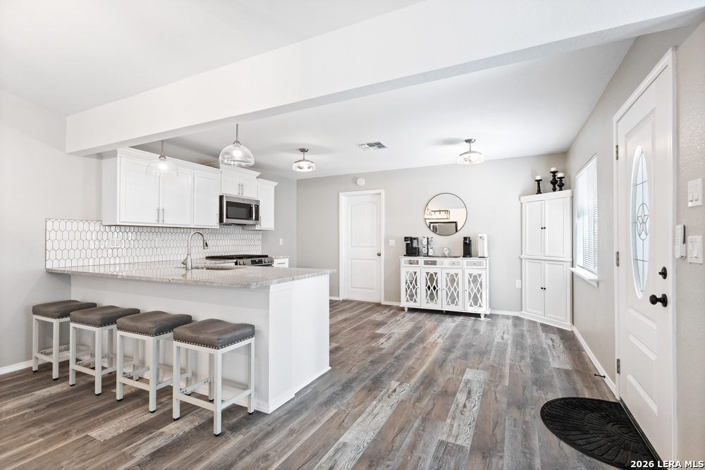 5582 Kissing Oak Street San Antonio TX 78247