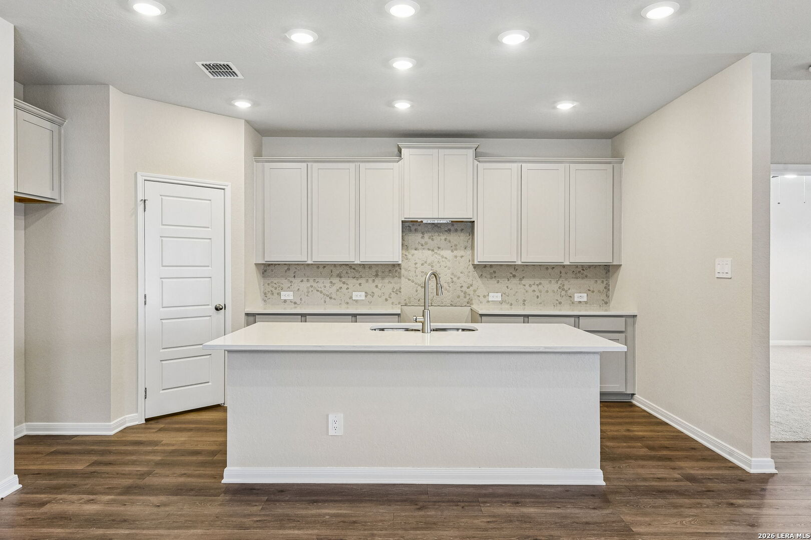 6430 Prince Howard San Antonio TX 78239