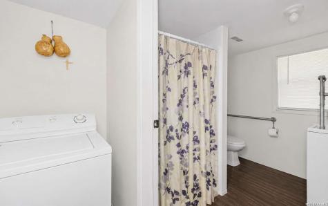 1434 S Colorado Avenue Mercedes TX 78570