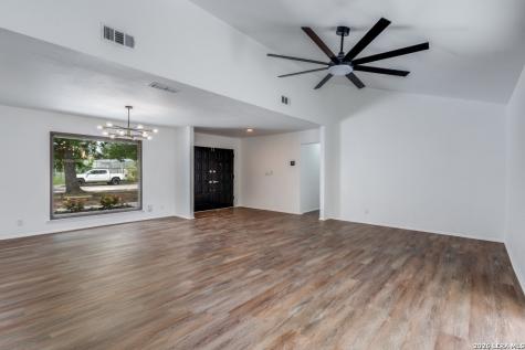 5118 Gawain Drive San Antonio TX 78218