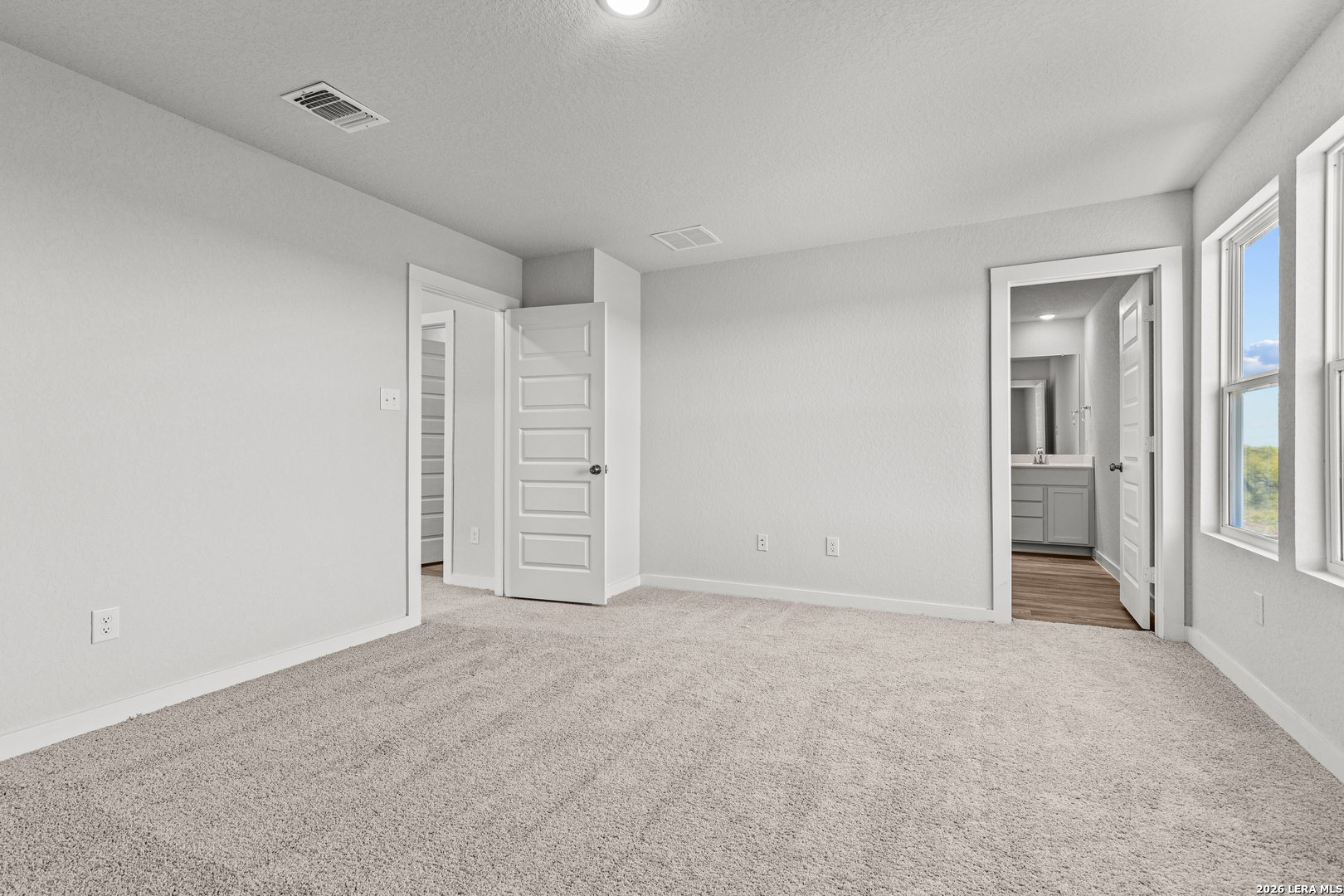 9947 Chavaneaux Landing San Antonio TX 78221