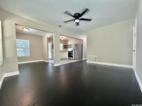 1619 Mardell San Antonio TX 78201