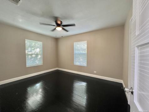 1619 Mardell San Antonio TX 78201