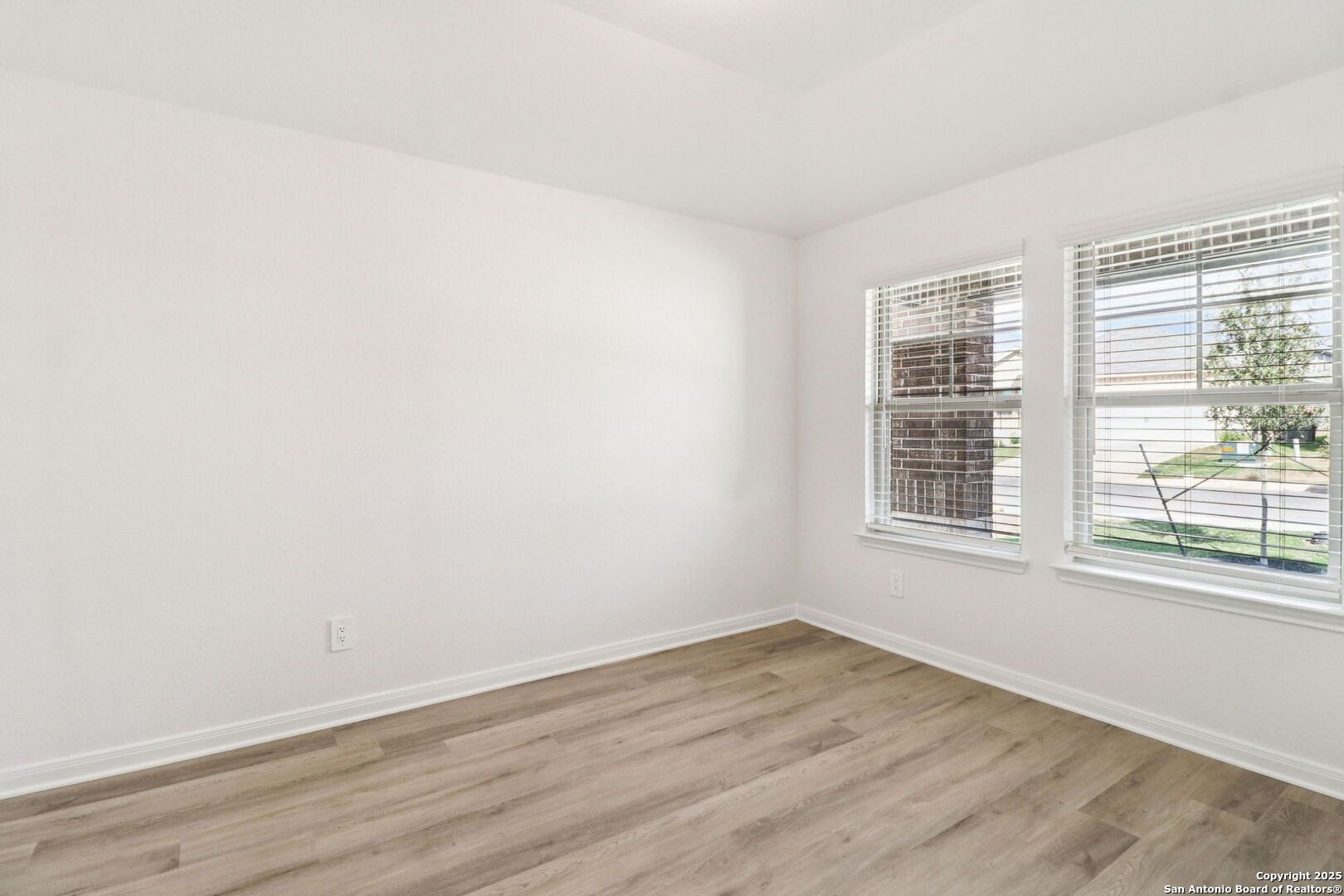 9634 Grand Via Boulevard Converse TX 78109